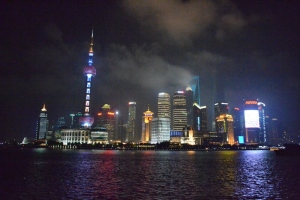 Il Bund di Shanghai di notte